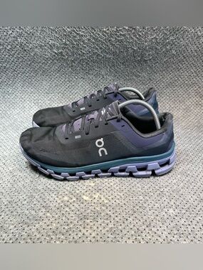 On Cloud Cloudflow 4 Running Shoes Size 10 Men’s